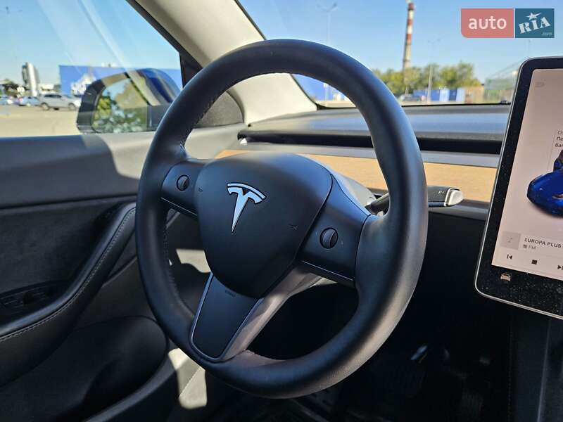 Внедорожник / Кроссовер Tesla Model Y 2021 в Днепре