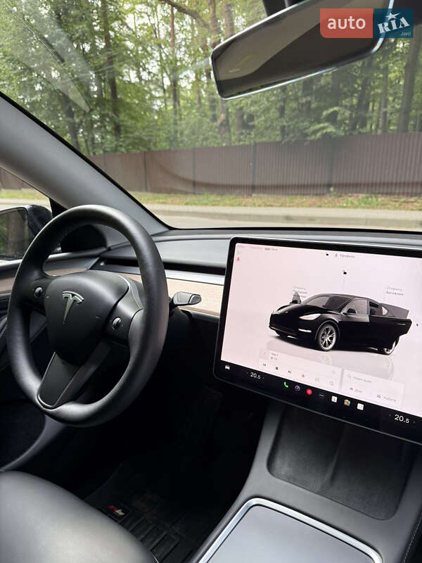 Внедорожник / Кроссовер Tesla Model Y 2023 в Львове