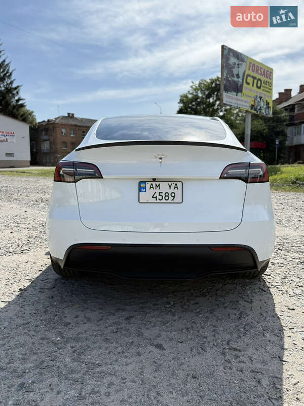 Внедорожник / Кроссовер Tesla Model Y 2022 в Бердичеве