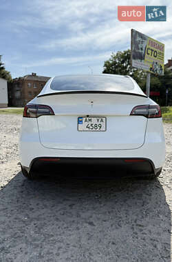 Внедорожник / Кроссовер Tesla Model Y 2022 в 
