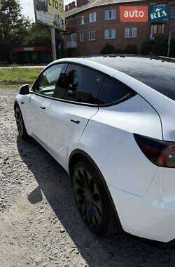 Внедорожник / Кроссовер Tesla Model Y 2022 в 