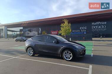 Позашляховик / Кросовер Tesla Model Y 2022 в 