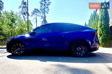 Позашляховик / Кросовер Tesla Model Y 2022 в 