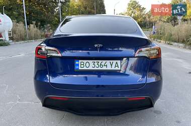 Позашляховик / Кросовер Tesla Model Y 2021 в 