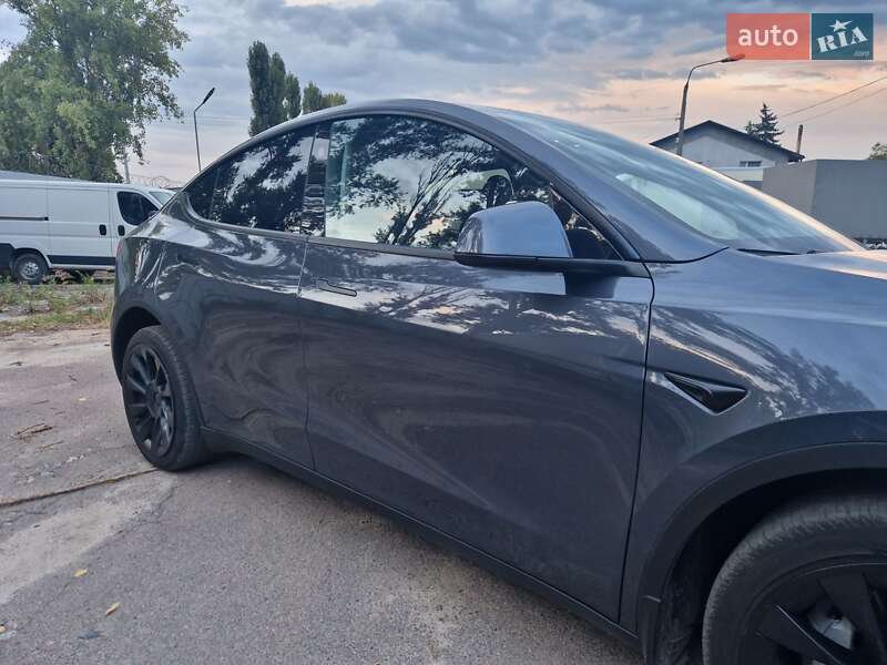 Внедорожник / Кроссовер Tesla Model Y 2023 в Киеве фото 5 Внедорожник / Кроссовер Tesla Model Y 2023 в Киеве