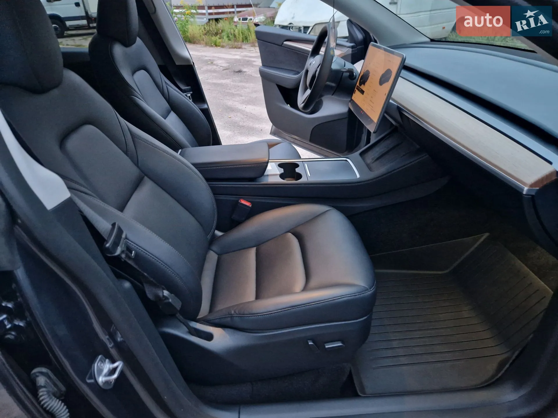 2023 Tesla Model Y - мініатюра 21