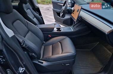 Внедорожник / Кроссовер Tesla Model Y 2023 в 