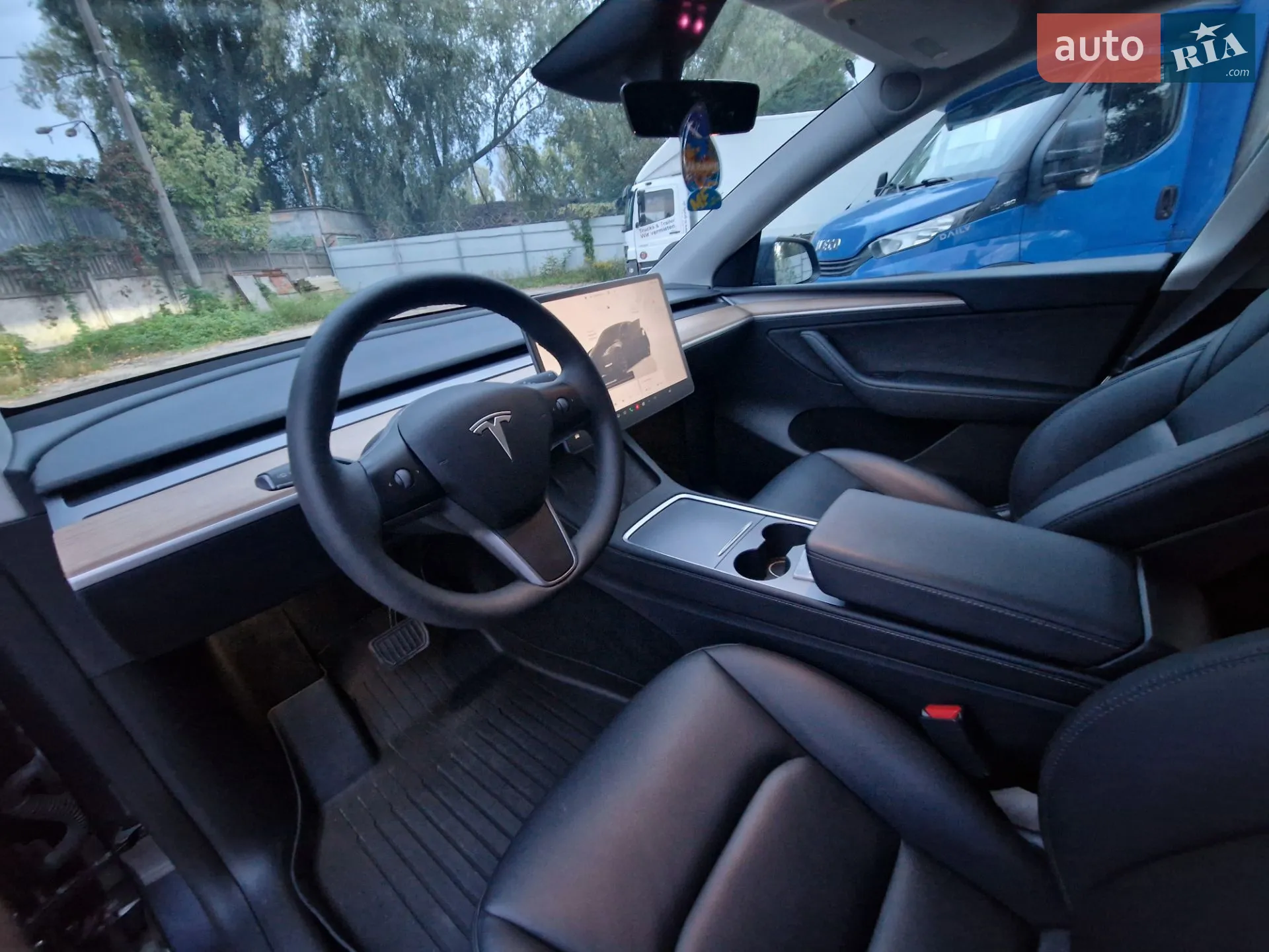 2023 Tesla Model Y - мініатюра 30
