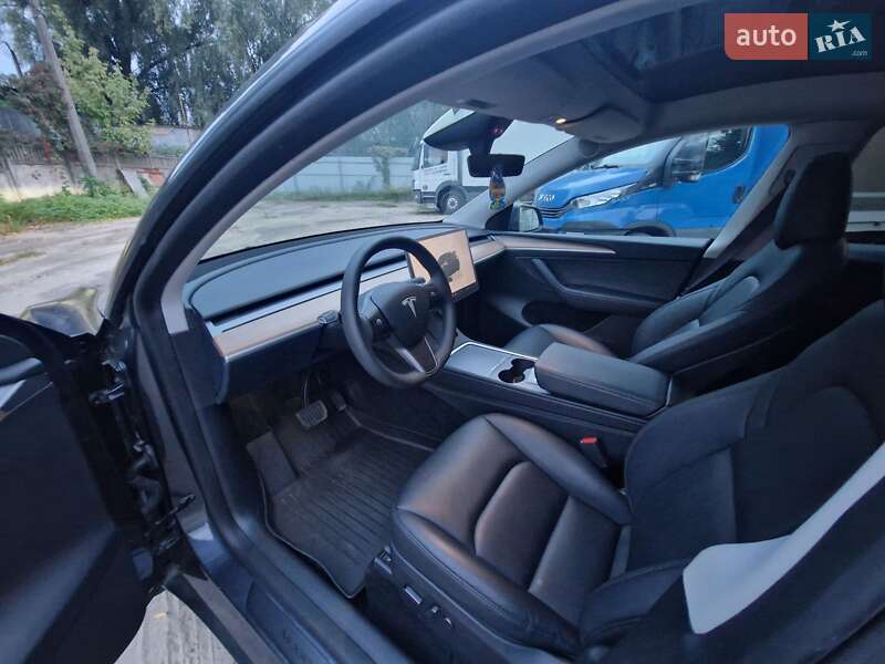 Внедорожник / Кроссовер Tesla Model Y 2023 в Киеве фото 44 Внедорожник / Кроссовер Tesla Model Y 2023 в Киеве