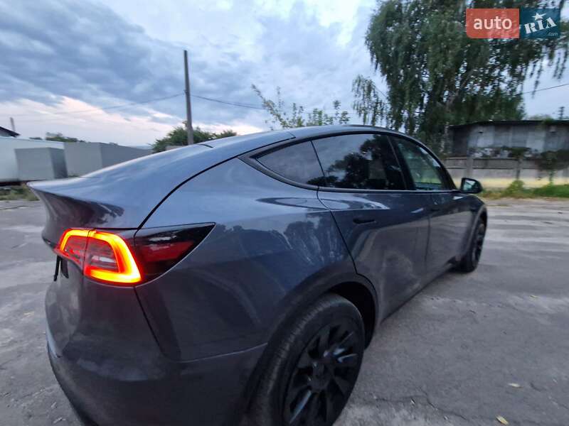 Внедорожник / Кроссовер Tesla Model Y 2023 в Киеве фото 10 Внедорожник / Кроссовер Tesla Model Y 2023 в Киеве
