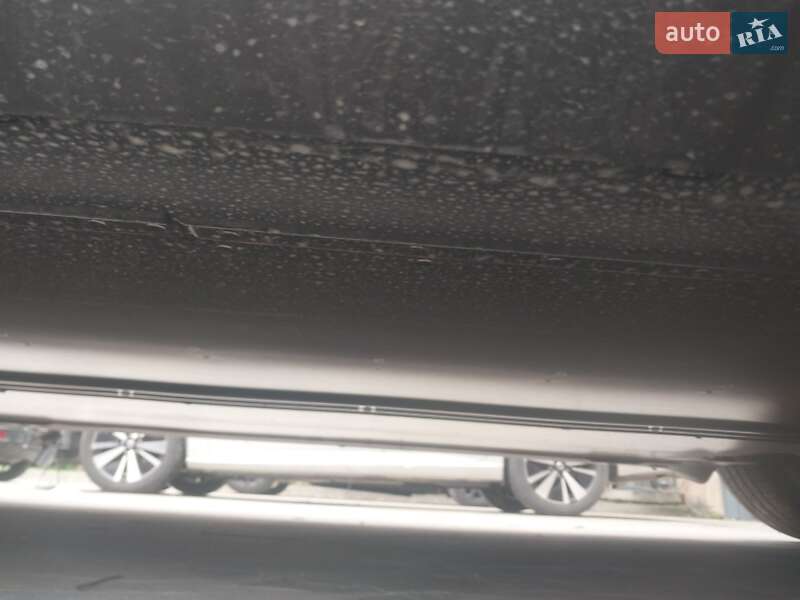 Внедорожник / Кроссовер Tesla Model Y 2025 в Киеве