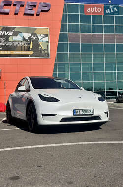 Внедорожник / Кроссовер Tesla Model Y 2022 в Киеве