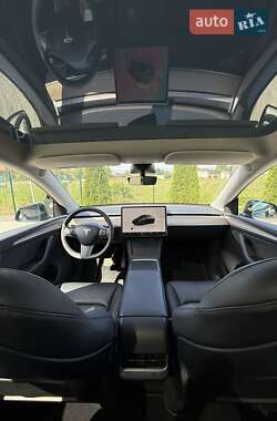 Внедорожник / Кроссовер Tesla Model Y 2023 в 