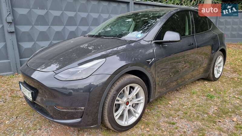 Позашляховик / Кросовер Tesla Model Y 2024 в Ірпені