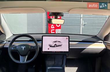 Позашляховик / Кросовер Tesla Model Y 2023 в 