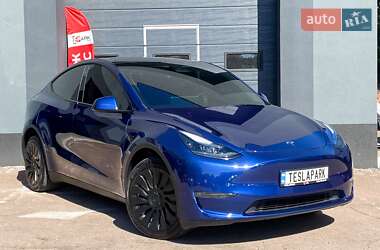 Внедорожник / Кроссовер Tesla Model Y 2023 в Киеве