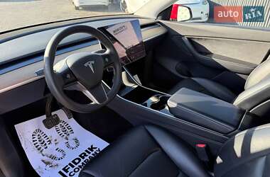 Внедорожник / Кроссовер Tesla Model Y 2020 в 