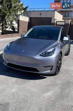 Внедорожник / Кроссовер Tesla Model Y 2024 в 
