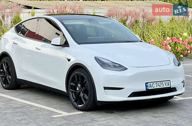 Внедорожник / Кроссовер Tesla Model Y 2021 в 