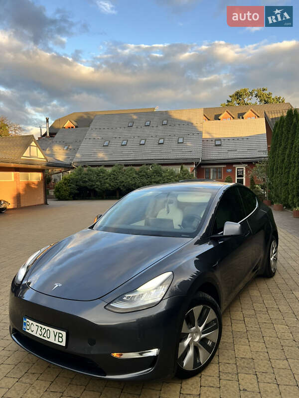 Внедорожник / Кроссовер Tesla Model Y 2020 в Львове