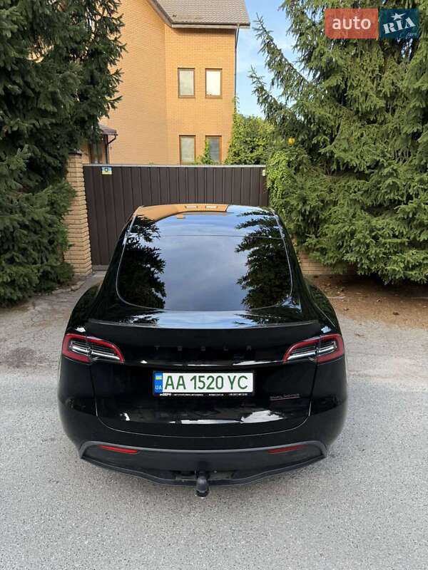 Позашляховик / Кросовер Tesla Model Y 2022 в Києві