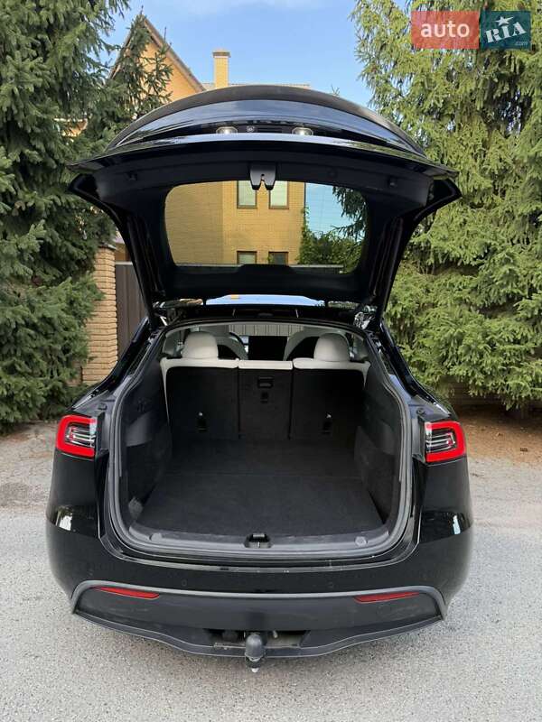 Позашляховик / Кросовер Tesla Model Y 2022 в Києві