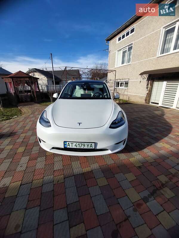 Внедорожник / Кроссовер Tesla Model Y 2020 в Тысменице