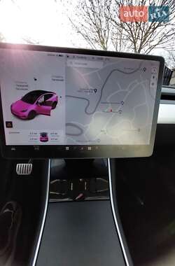 Позашляховик / Кросовер Tesla Model Y 2020 в 