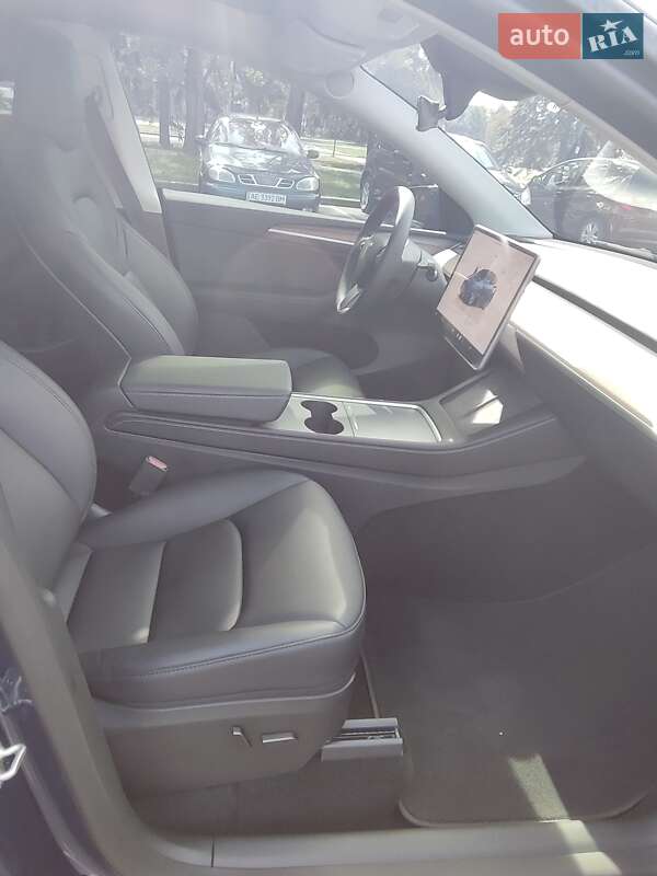 Позашляховик / Кросовер Tesla Model Y 2024 в Кривому Розі