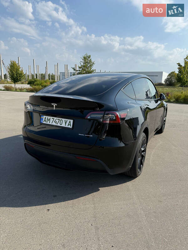Внедорожник / Кроссовер Tesla Model Y 2023 в Коростене