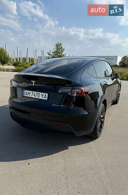Внедорожник / Кроссовер Tesla Model Y 2023 в 