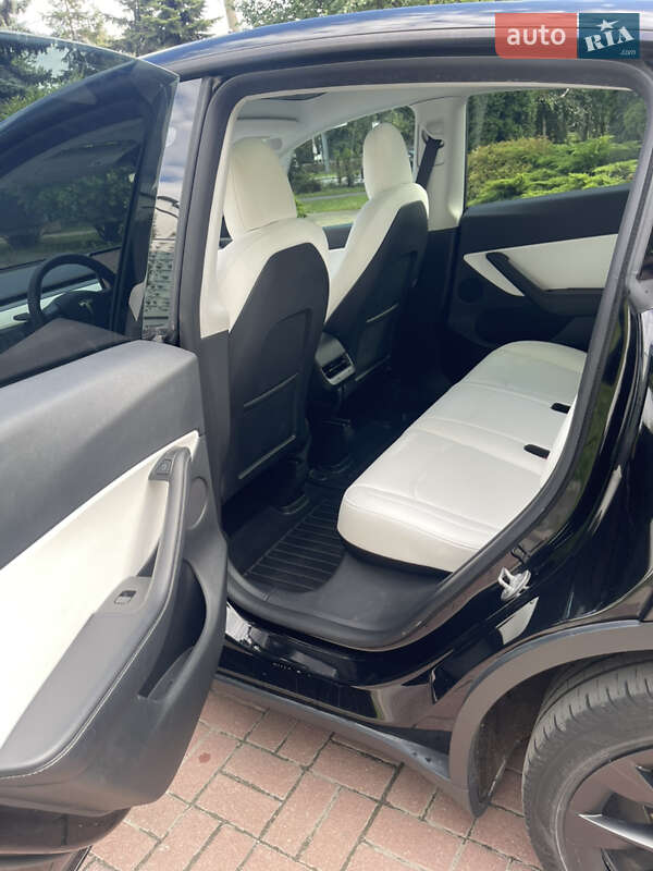 Внедорожник / Кроссовер Tesla Model Y 2022 в Тернополе фото 23 Внедорожник / Кроссовер Tesla Model Y 2022 в Тернополе