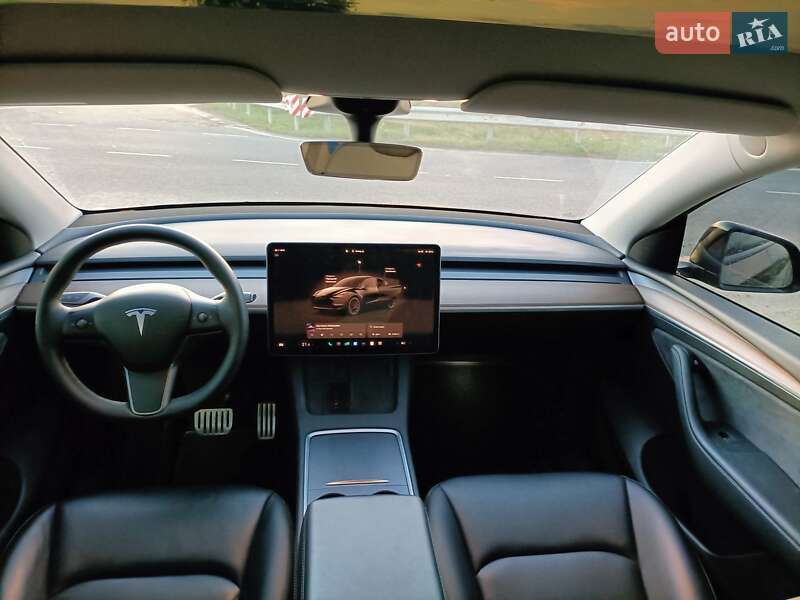 Позашляховик / Кросовер Tesla Model Y 2022 в Львові