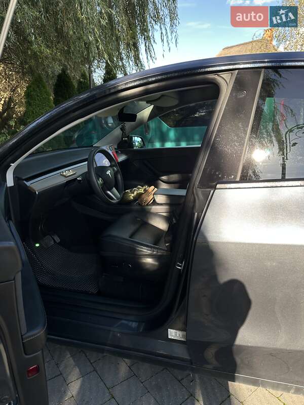 Внедорожник / Кроссовер Tesla Model Y 2022 в Ивано-Франковске фото 24 Внедорожник / Кроссовер Tesla Model Y 2022 в Ивано-Франковске