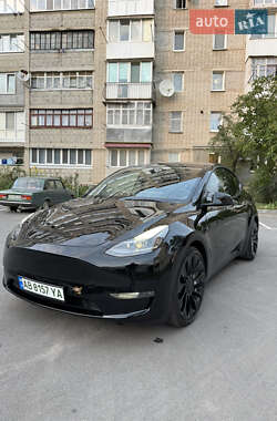 Позашляховик / Кросовер Tesla Model Y 2022 в 