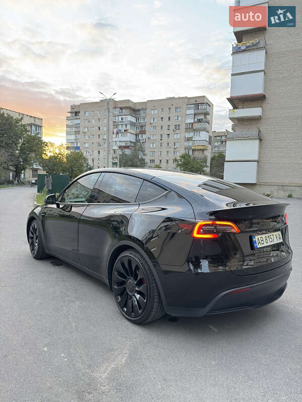 Внедорожник / Кроссовер Tesla Model Y 2022 в Могилев-Подольске