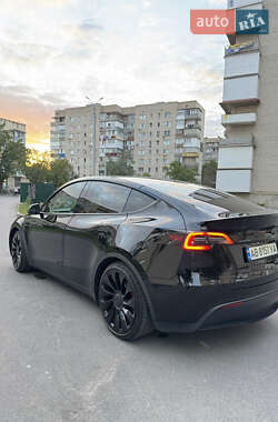 Позашляховик / Кросовер Tesla Model Y 2022 в 