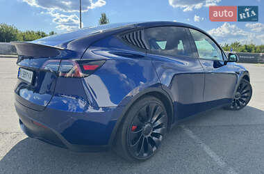 Внедорожник / Кроссовер Tesla Model Y 2023 в 