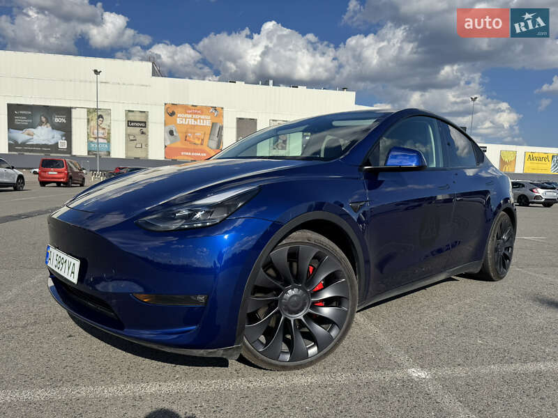 Внедорожник / Кроссовер Tesla Model Y 2023 в 
