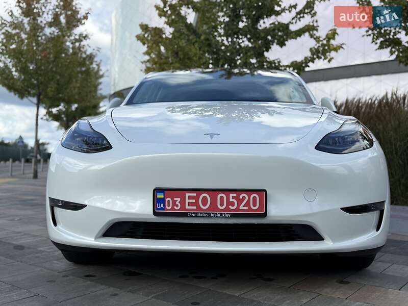 Внедорожник / Кроссовер Tesla Model Y 2023 в Киеве
