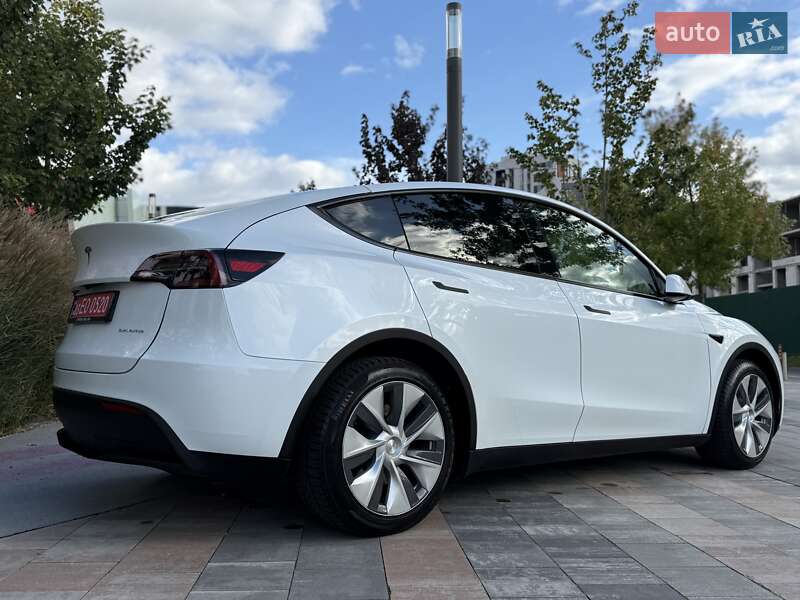Внедорожник / Кроссовер Tesla Model Y 2023 в Киеве