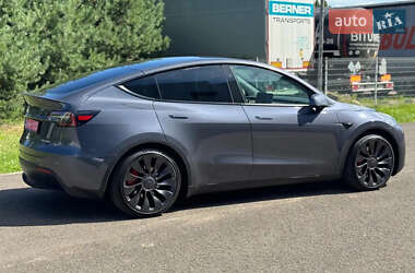 Позашляховик / Кросовер Tesla Model Y 2023 в 