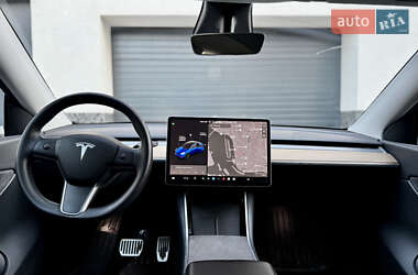 Внедорожник / Кроссовер Tesla Model Y 2020 в 