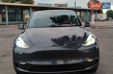 Позашляховик / Кросовер Tesla Model Y 2022 в 