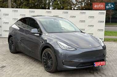 Внедорожник / Кроссовер Tesla Model Y 2021 в 