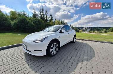 Внедорожник / Кроссовер Tesla Model Y 2021 в 