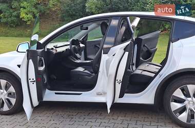 Внедорожник / Кроссовер Tesla Model Y 2021 в 