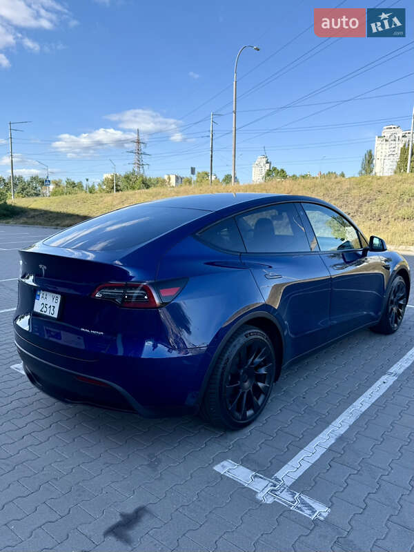 Внедорожник / Кроссовер Tesla Model Y 2021 в Киеве