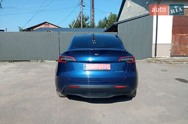 Внедорожник / Кроссовер Tesla Model Y 2021 в 