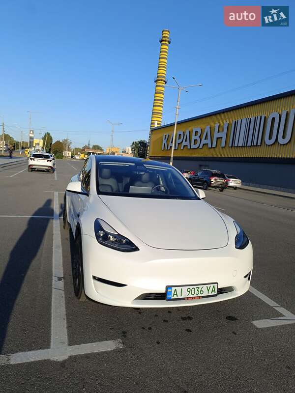 Позашляховик / Кросовер Tesla Model Y 2023 в Києві фото 8 Позашляховик / Кросовер Tesla Model Y 2023 в Києві